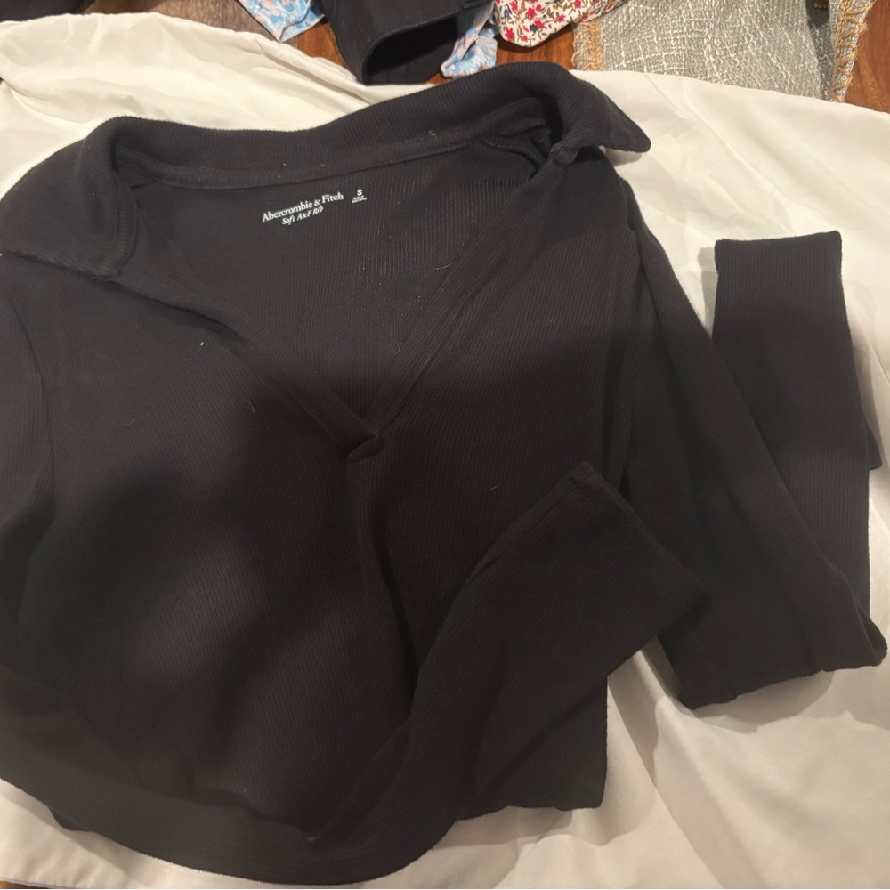 Abercrombie & Fitch Black Ribbed V-Neck Bodysuit